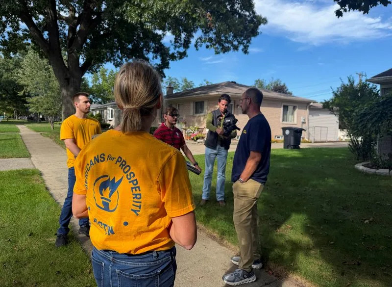 Door-to-Door in Michigan: Republicans Push 'Democrats-As-Extremists' Pitch — Voter Response Mixed
