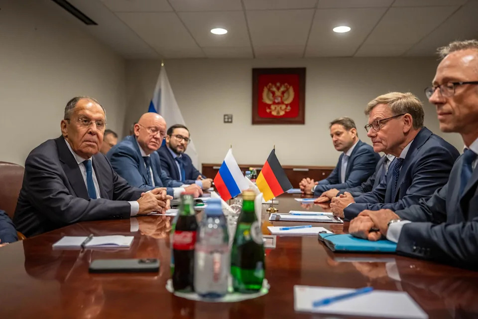 Wadephul Meets Lavrov in New York — 20-Minute Talk Exposes Deep Divisions Over Ukraine