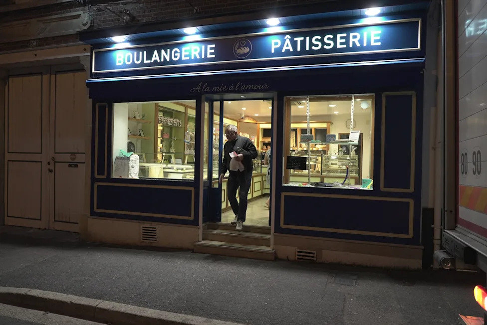 Crunch Time for French Bakers: Soaring Heating-Oil Prices Bite Into Baguette Business