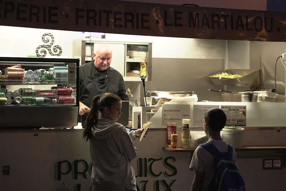 Crunch Time for French Bakers: Soaring Heating-Oil Prices Bite Into Baguette Business