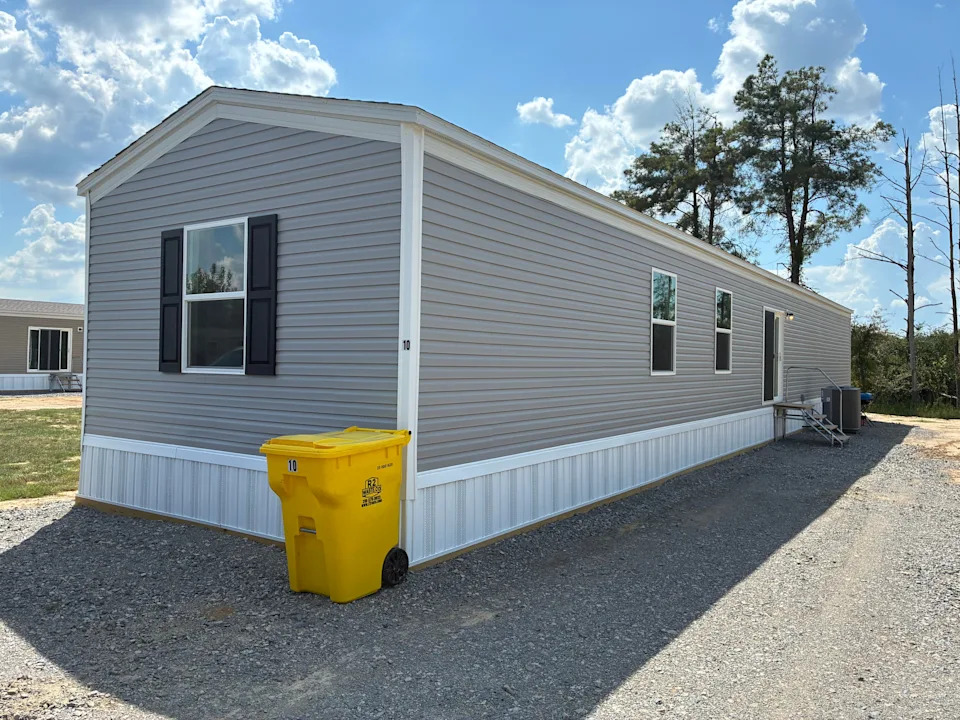 Meta's $50B Louisiana AI Data Center Sparks Mobile-Home Boom — How One Local Couple Is Filling the Housing Gap