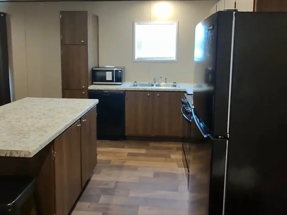 Meta's $50B Louisiana AI Data Center Sparks Mobile-Home Boom — How One Local Couple Is Filling the Housing Gap