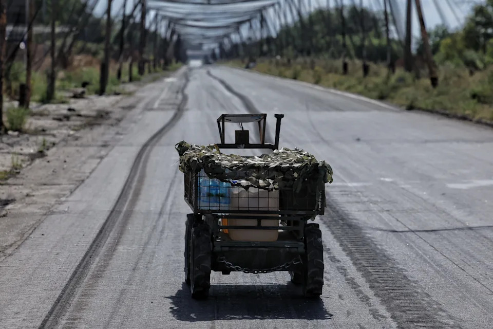 Latvia Urges NATO To Adopt Ukraine’s Wartime, Dispersed Weapons Production Model