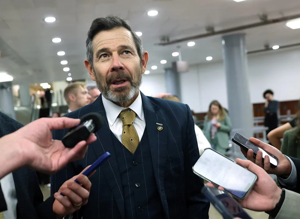 ‘Stupid on Stilts’: GOP Senator Slams Donald Trump Jr. Over Wedding Funded by Putin Ally, Warns of Midterm Fallout