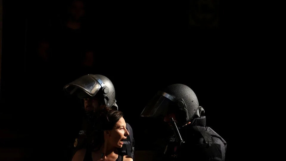 “Please Fight”: How the Eviction of 87-Year-Old Maricarmen Put Spain’s Housing Crisis in the Spotlight