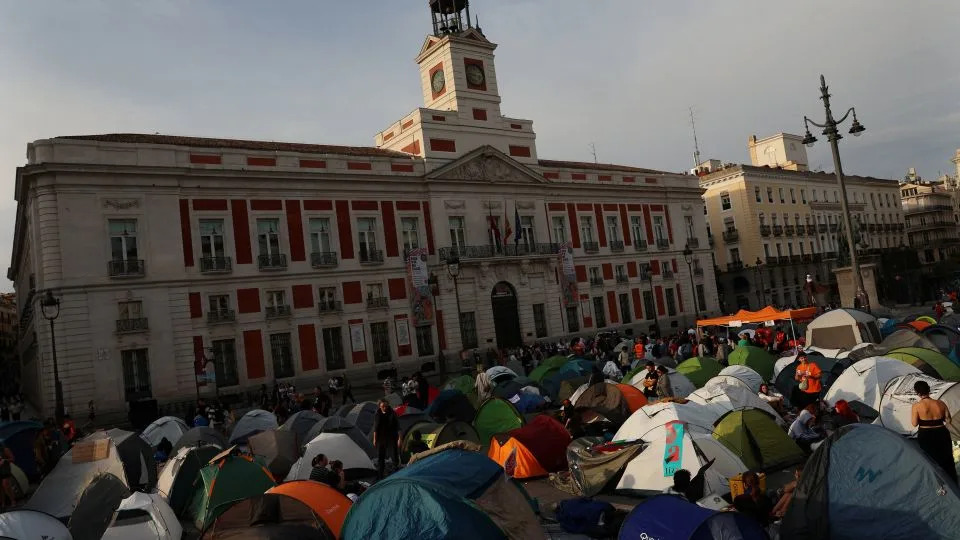 “Please Fight”: How the Eviction of 87-Year-Old Maricarmen Put Spain’s Housing Crisis in the Spotlight