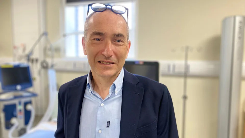 Could Ear-Based Pulse Oximeters Reduce Skin‑Tone Bias in Oxygen Monitoring?