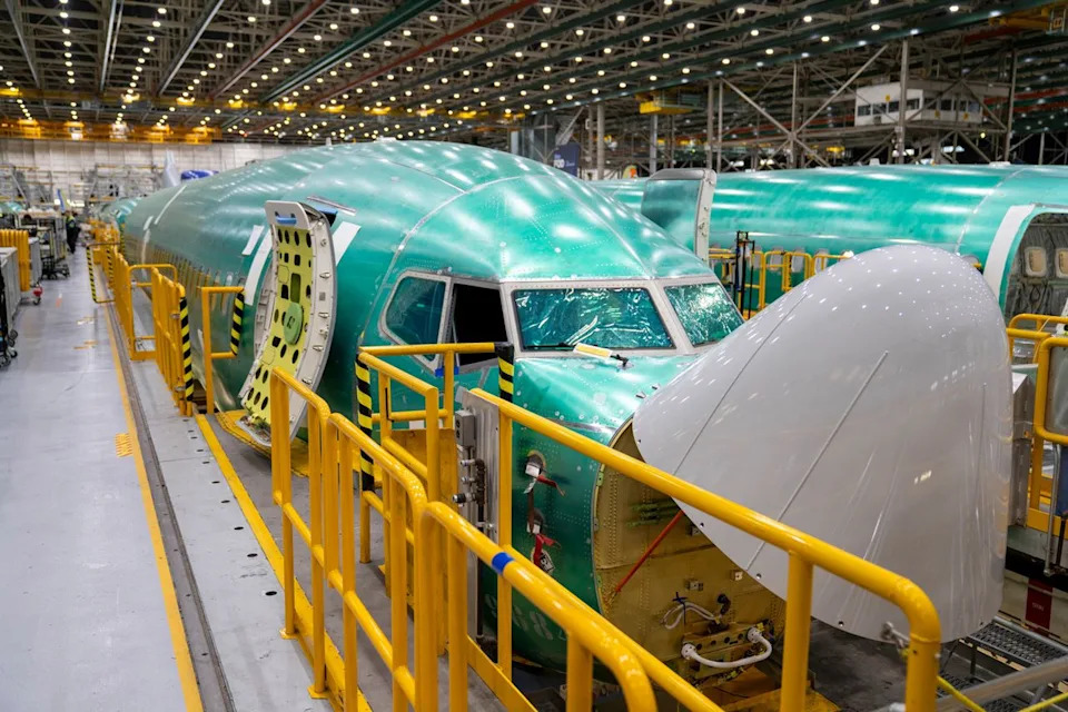 Boeing 737 MAX Software Glitch Could Disable Autopilot During Go-Arounds — FAA and Boeing Working on Fix