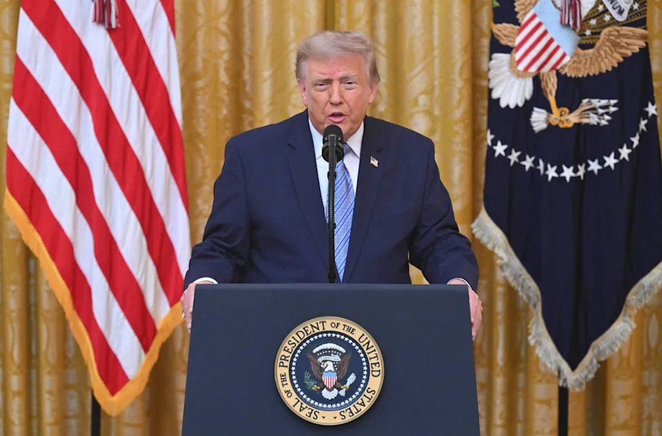 Trump Hot-Mic Moment Goes Viral After Presidents Cup Trophy Presentation
