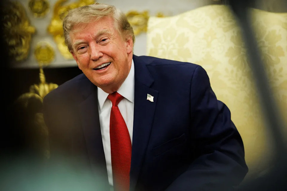 Trump Hot-Mic Moment Goes Viral After Presidents Cup Trophy Presentation