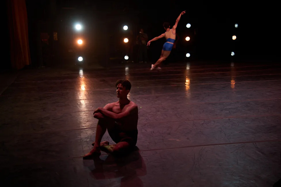 Cuba’s Ballet Endures: Students Train Through Blackouts, Shortages and Long Commutes