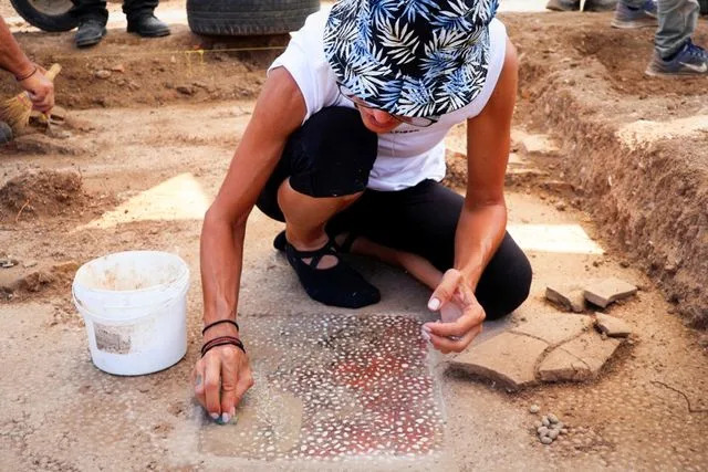 Archaeologists Uncover Mieza Teaching Complex Where Aristotle Is Said To Have Tutored Young Alexander
