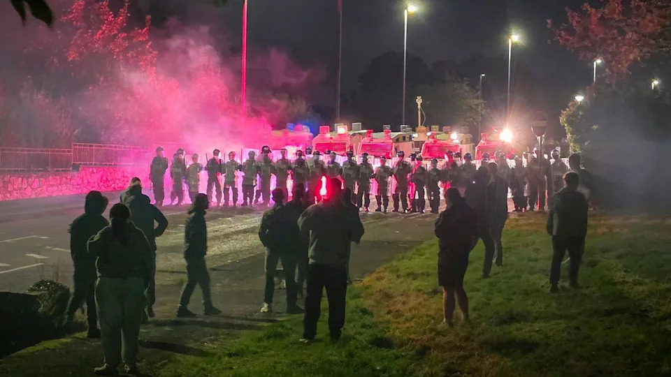 Petrol Bombs Thrown at Police for Second Night as Londonderry Violence Spreads