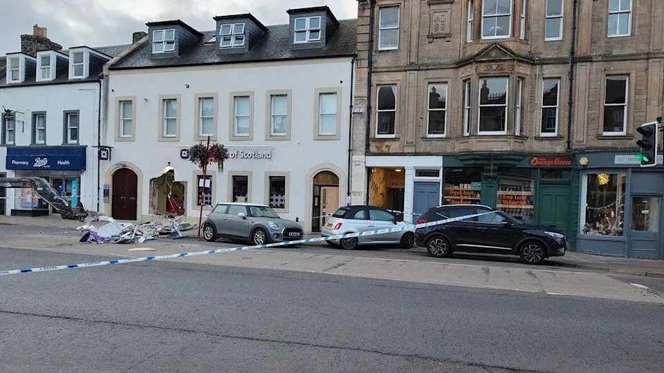Two ATMs Ripped From Peebles RBS Branch In Early-Morning Ram-Raid And Loaded Onto Horsebox
