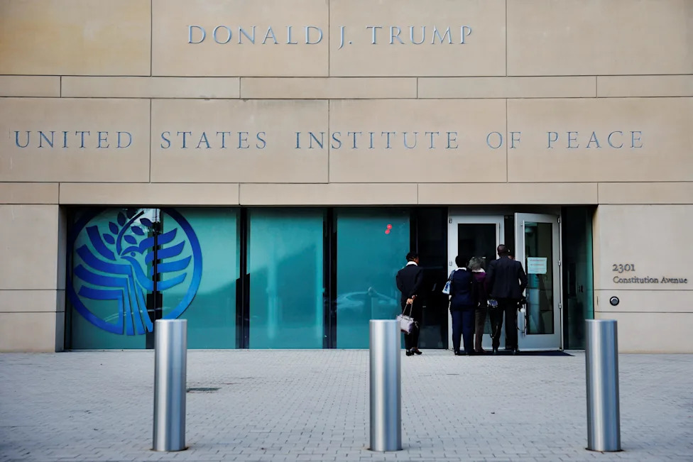 Senator Blocks Bill Requiring Congressional Approval To Demolish Kennedy Center