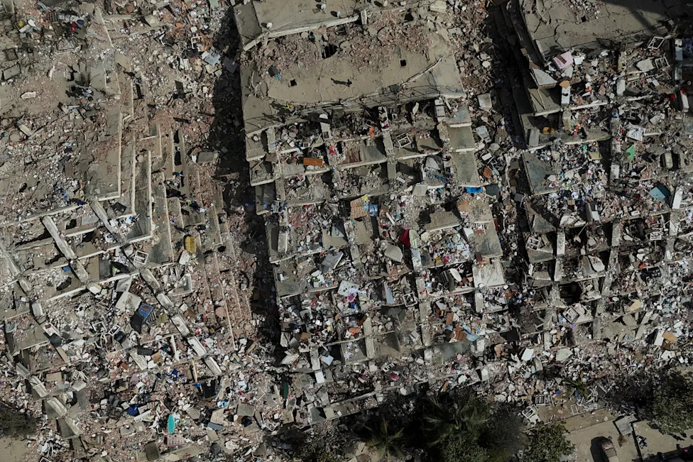 AP Probe: Flawed Siting, Resonance and a Near‑Fault Pulse Toppled La Guaira Towers
