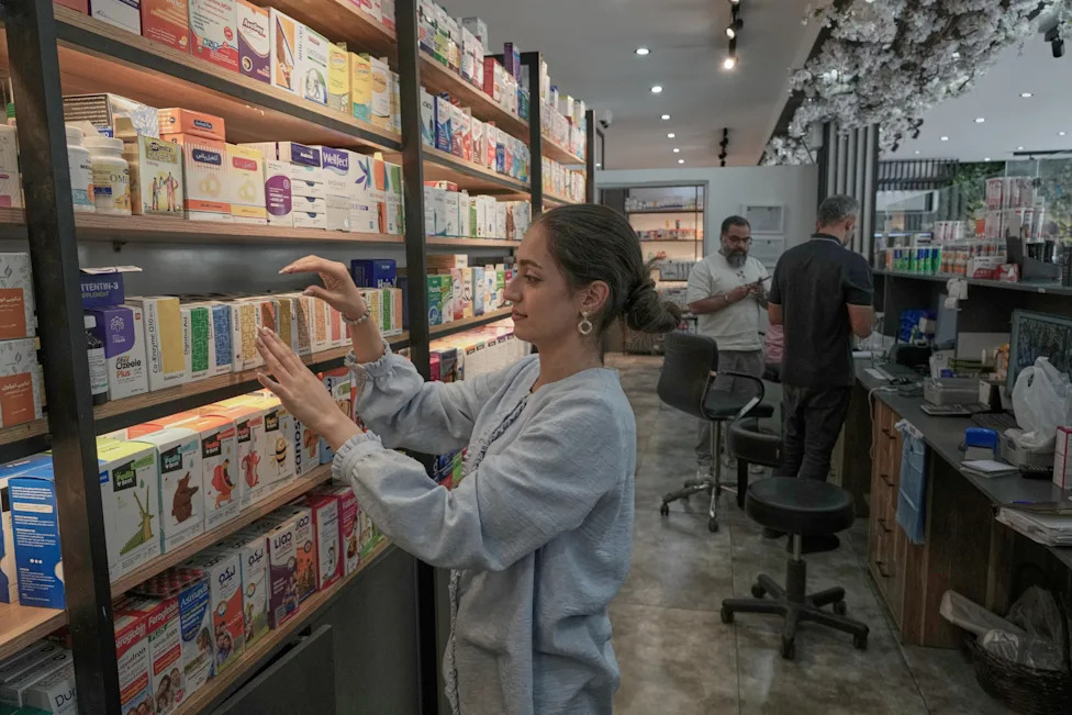 Iranians Struggle With Surging Drug Prices and Shortages Amid U.S. Blockade and Sanctions