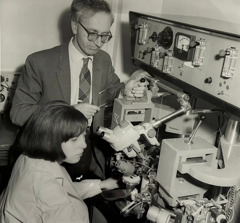 Professor Cyril Hilsum, Pioneer Of Liquid-Crystal Displays And Semiconductor Devices, Dies Aged 101