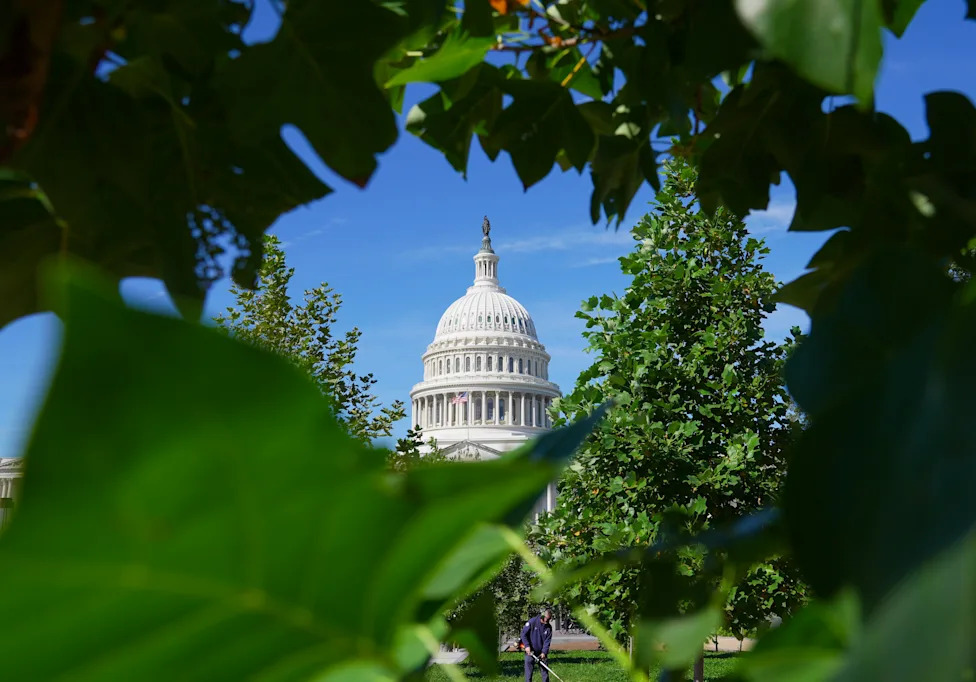Senate Delays Vote On Bill To Bar Chinese-Linked Connected Cars, Pushing Decision Past Midterms