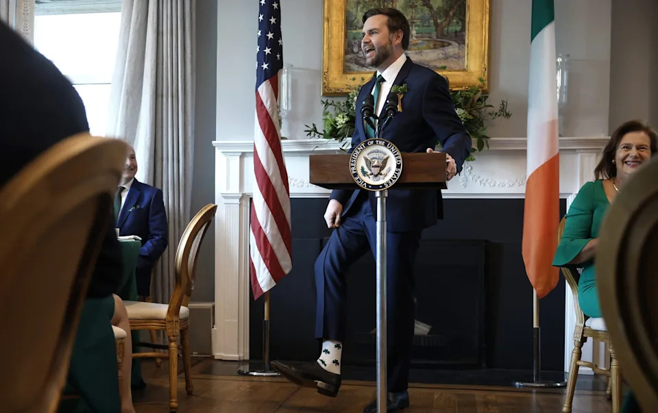 Portadown Standoff and Trump’s Surprise Endorsement Reignite Debate Over Irish Reunification