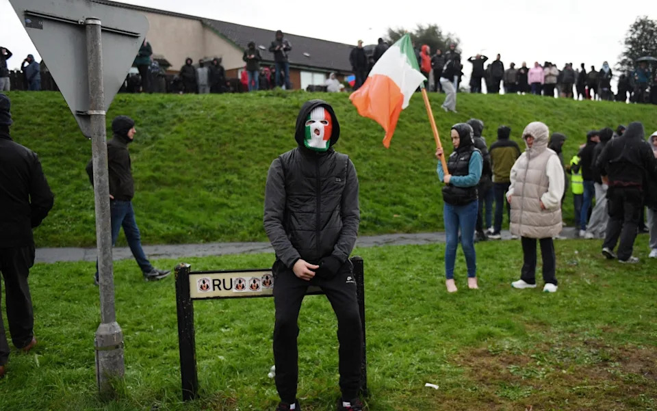 Portadown Standoff and Trump’s Surprise Endorsement Reignite Debate Over Irish Reunification