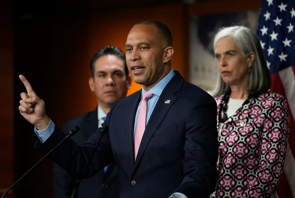 Jeffries Warns of an 'AI Safety Crisis,' Calls for Rigid Guardrails and Bipartisan Action