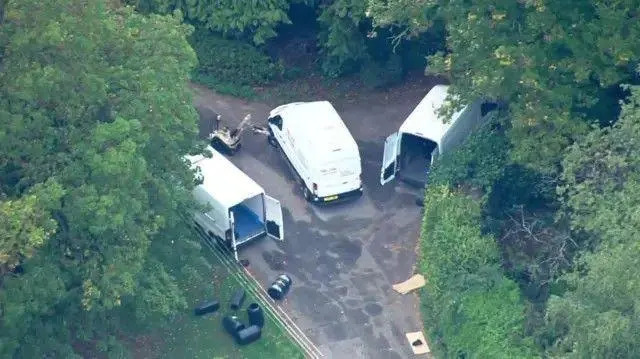 ‘Left Like Sitting Ducks’: Counter‑Terror Operation Near RAF Fairford Evacuates 85 Homes After Suspicious Vans