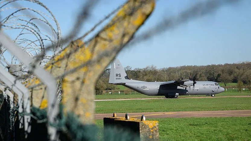 ‘Left Like Sitting Ducks’: Counter‑Terror Operation Near RAF Fairford Evacuates 85 Homes After Suspicious Vans
