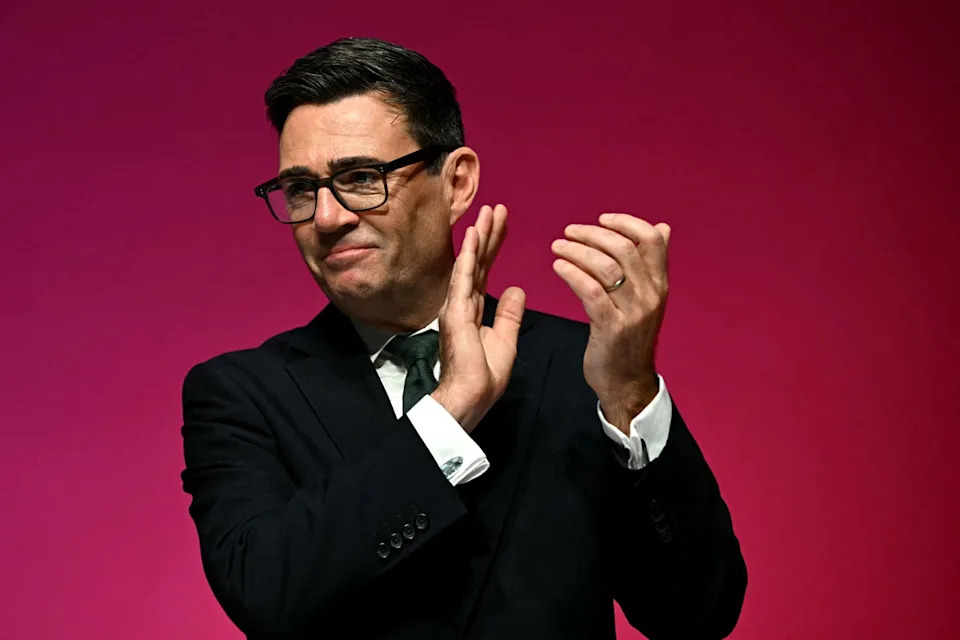 UK Poll Tracker: Labour Holds Lead Over Reform — One Poll Hints at a Reform Comeback