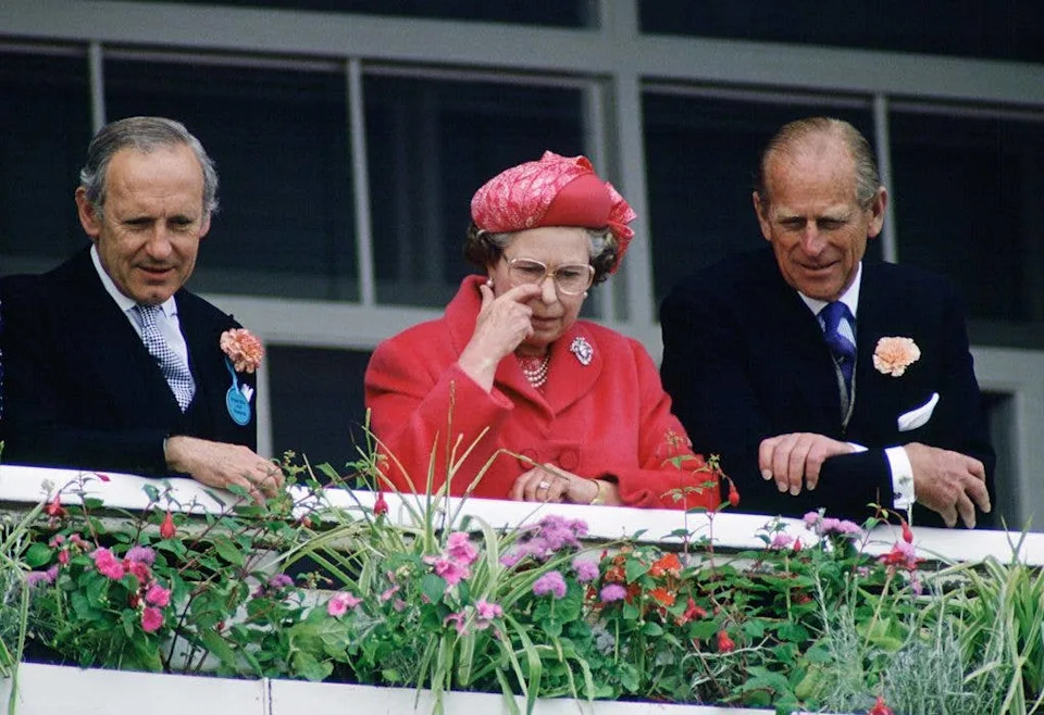 Sir William Heseltine, 96, Dies — The Australian Who Modernised the Monarchy and Pioneered the 'Royal Walkabout'