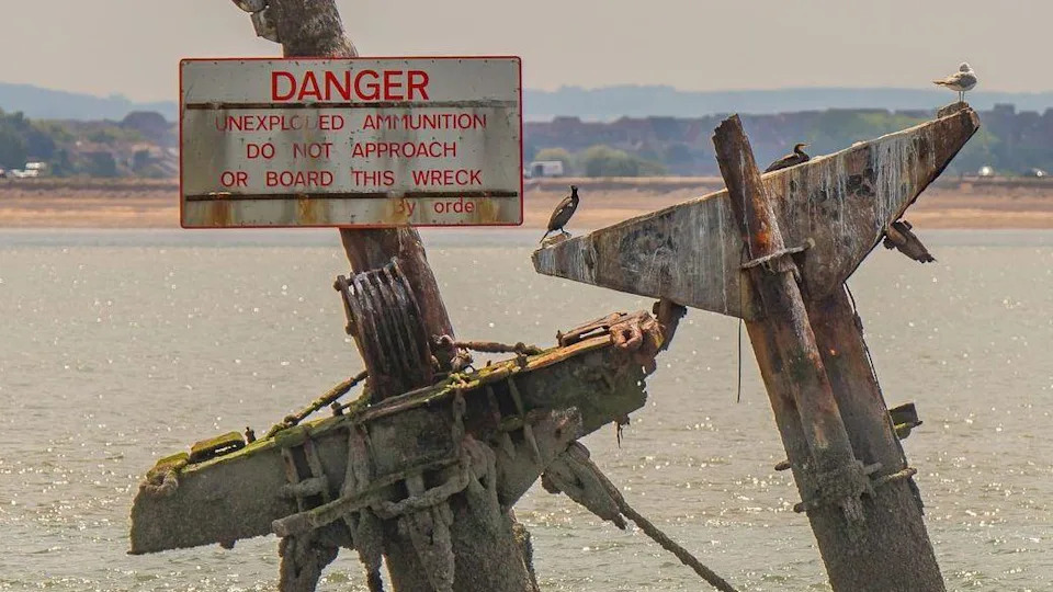 SS Richard Montgomery: Masts Removed From Bomb‑Laden Wreck — Risk Persists