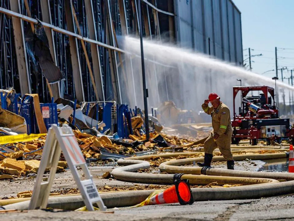 After an Eight‑Day Blaze, California Tightens Rules for Cold‑Storage Warehouses