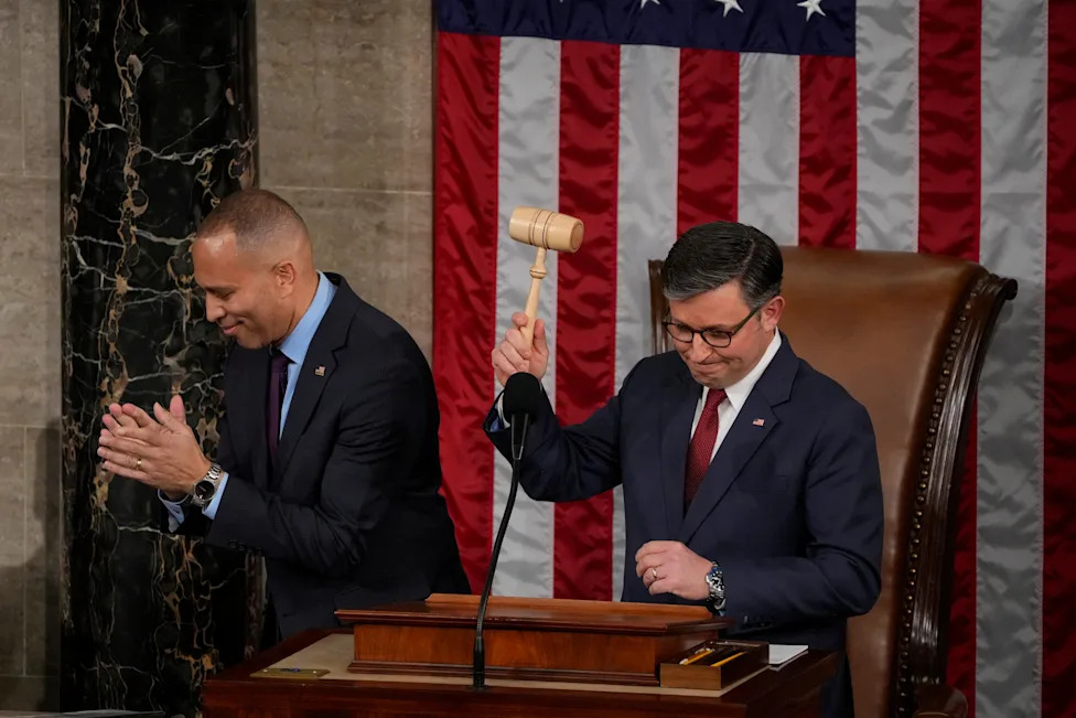 Can Hakeem Jeffries Keep House Democrats United? The Stakes If They Flip the House