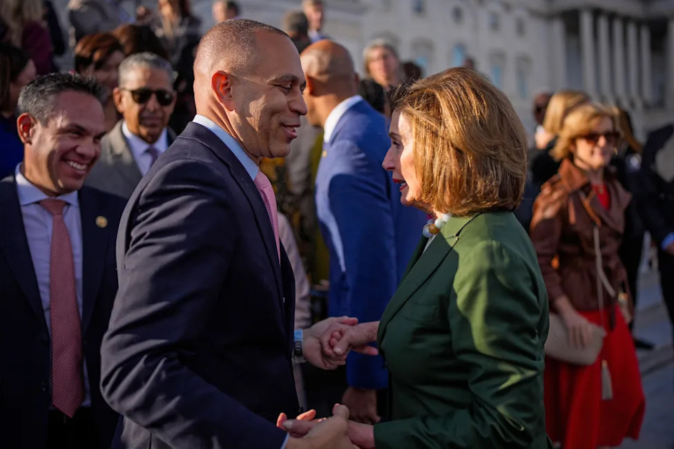 Can Hakeem Jeffries Keep House Democrats United? The Stakes If They Flip the House