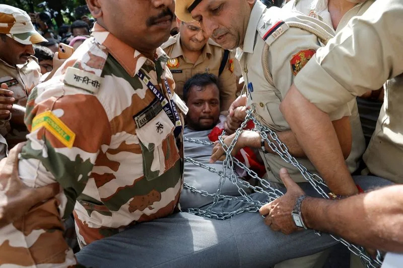 Gen Z-Led Protests Rock New Delhi as Police Detain Demonstrators Over Voter-Roll Changes