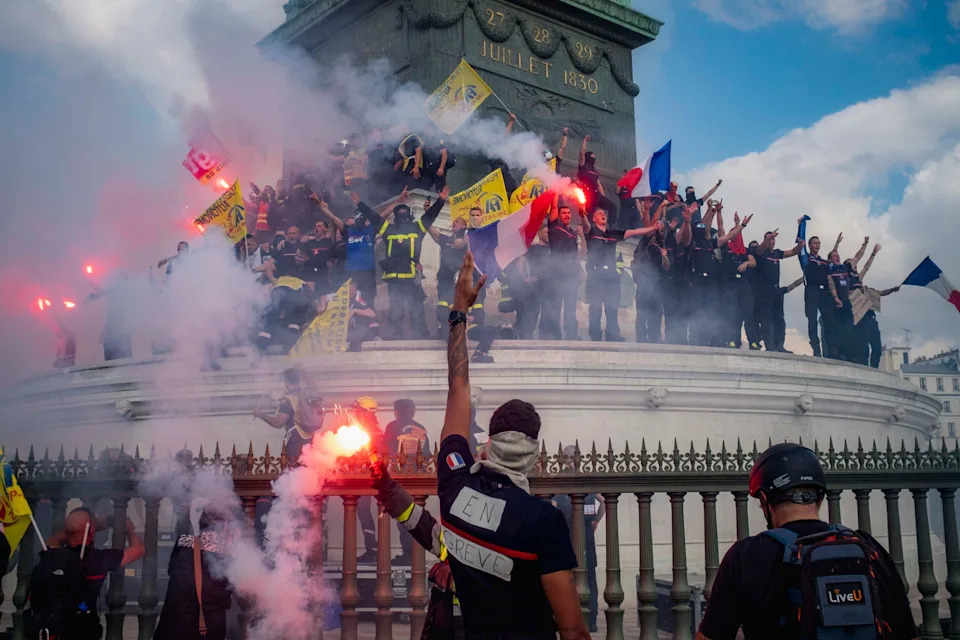 France Alarmed as Student Protests Turn Violent — Hundreds Injured, Thousands Arrested
