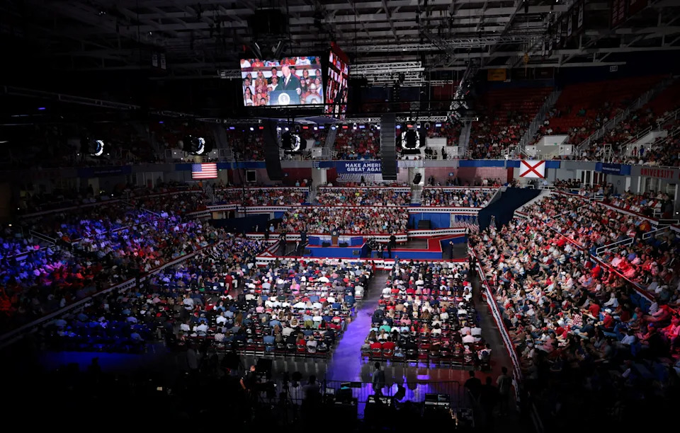 Trump Draws Sparse Crowd in Alabama — Empty Seats Highlight Weaker Turnout