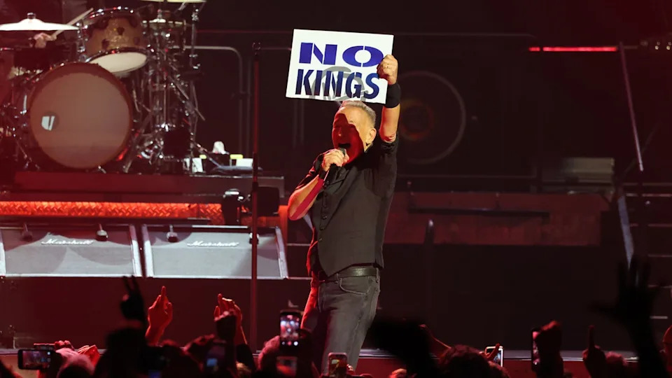 Springsteen, Dave Matthews Headline 'Power To The People' Festival Linked To Democratic-Aligned Activists