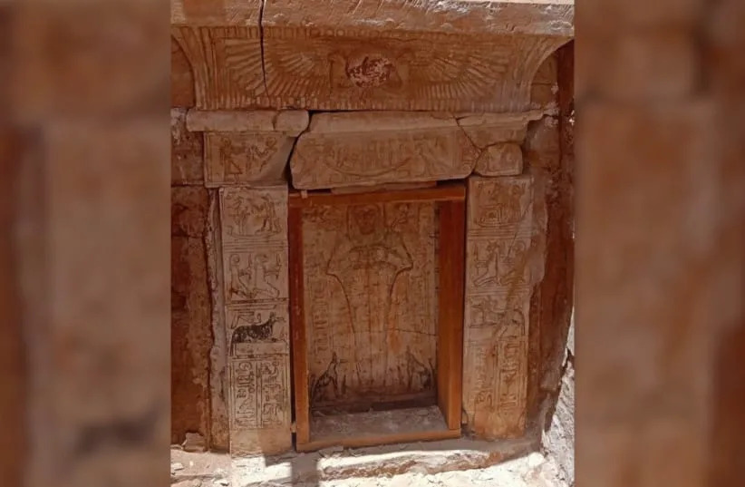 Ancient Greek Funeral Elegy for Possible Judge Found in Dakhla Oasis Tomb