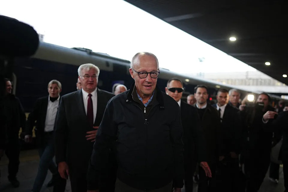 Merz Travels to Kyiv by Train to Pledge Expanded Military Aid — Drones and Long‑Range Weapons Promised