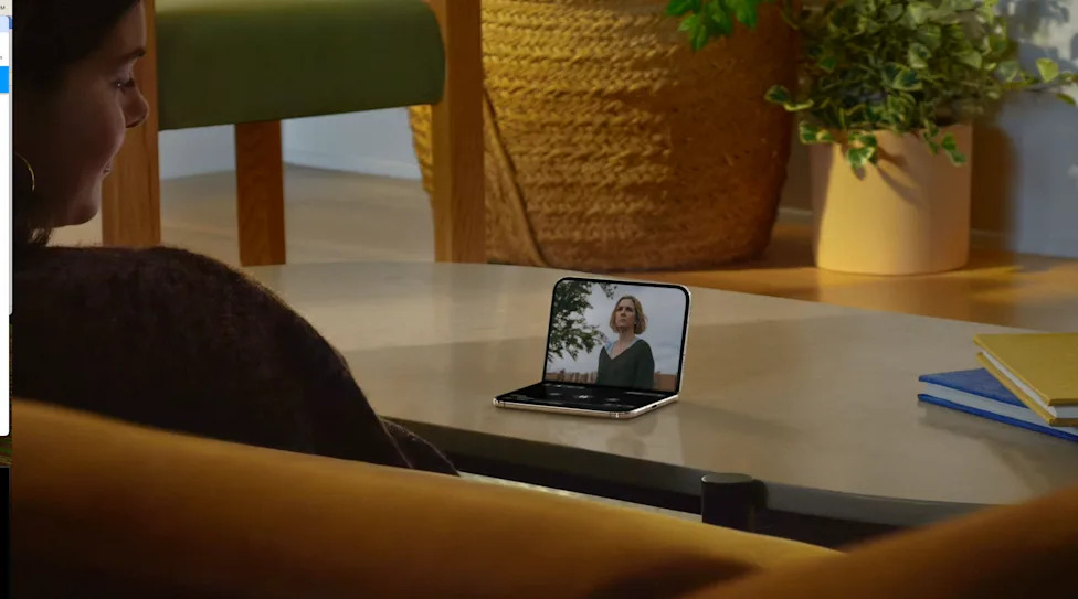 Apple Hiring an 