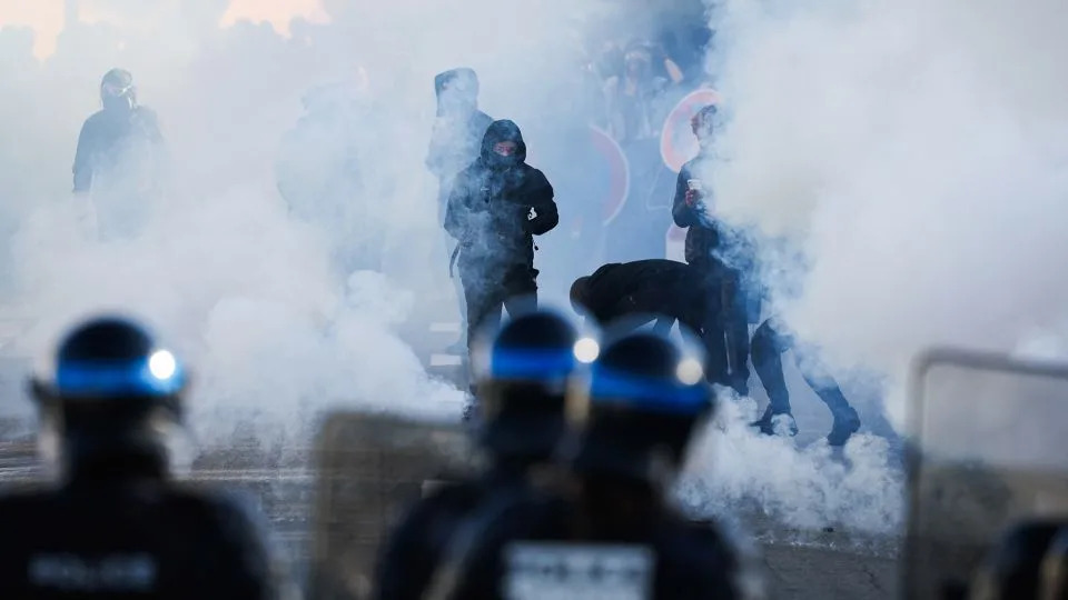 France’s Student Revolt: Over 5,000 Detained as Nationwide School Protests Escalate